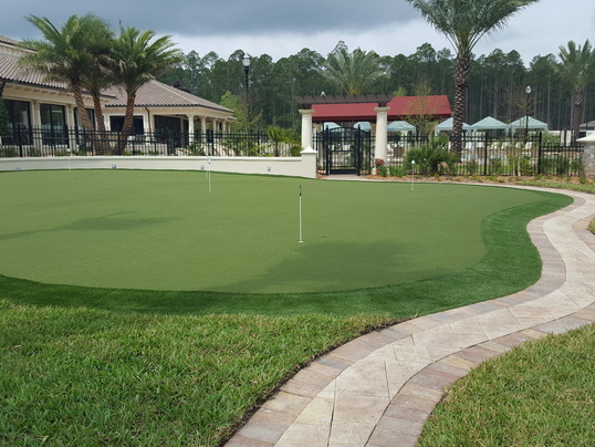Tour Greens - Commercial Green - 2