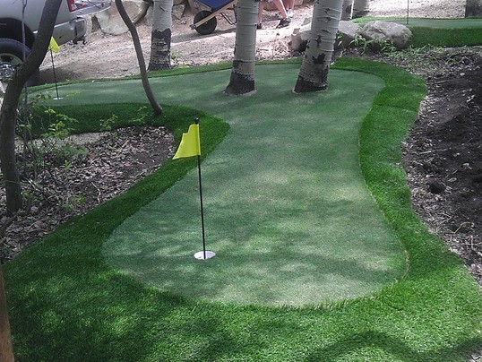 Tour Greens - Putting Course - 2