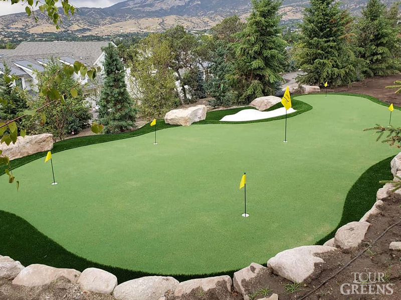 Tour Greens Outdoor Putting Greens